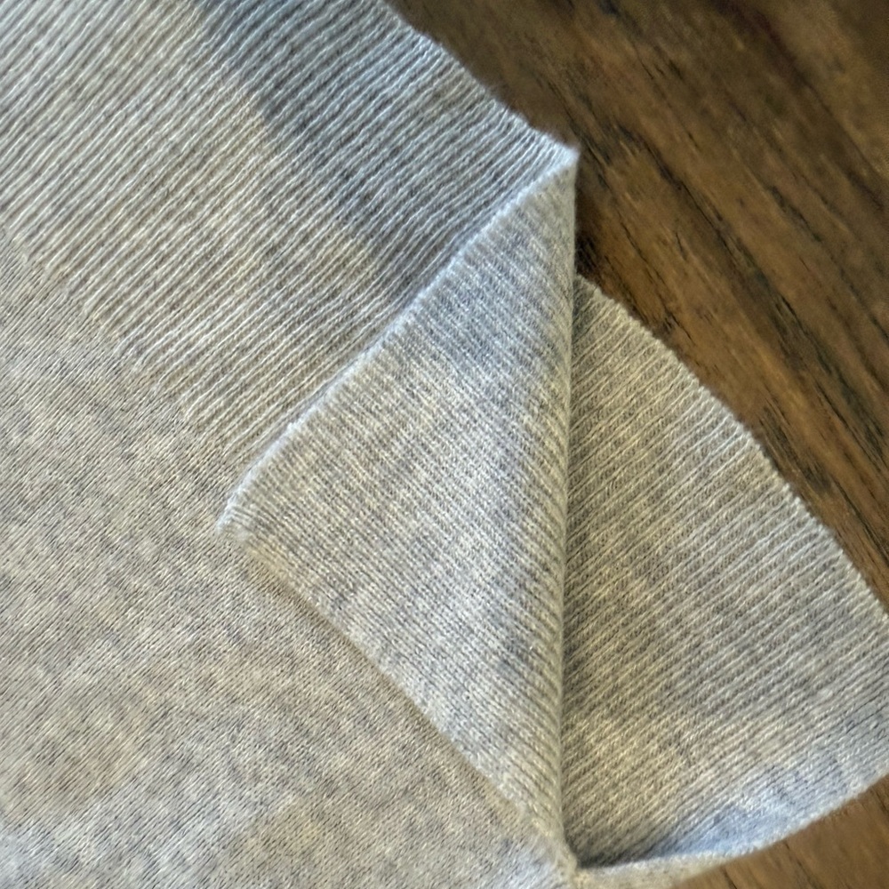 Theory Grey Cashmere Sweater - Picture 7 of 10
